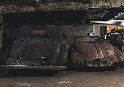 На нью-йоркской парковке нашли редкие машины, простоявшие там 40 лет