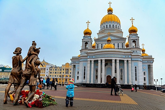 В Саранске простились с двумя подругами, погибшими в "Крокус Сити Холле"