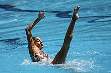 Американская синхронистка Альварес потеряла сознание в бассейне