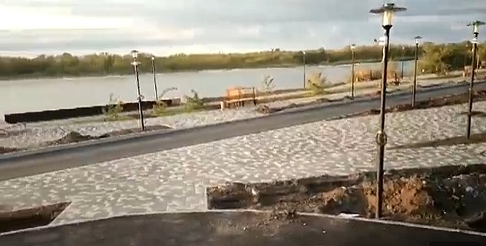 В хуторе Пухляковском благоустроили набережную