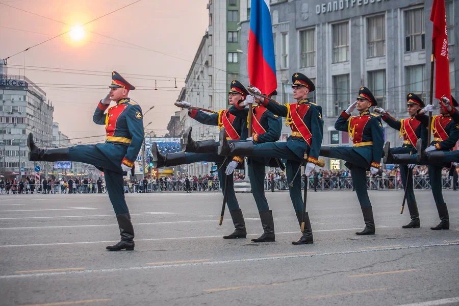 Парад, концерты и салют: Новосибирск готовится к празднованию Дня Победы