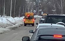 Рязанская полиция завела дело на водителя школьного автобуса за выезд по встречке