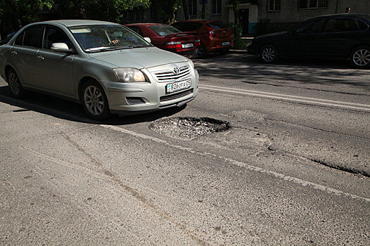 Ямы Алматы: весенняя грусть автомобилистов