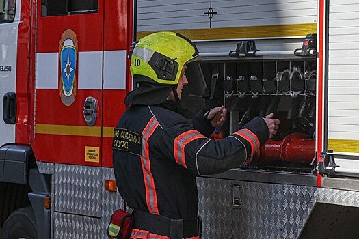 Дом с 17 детьми загорелся в Екатеринбурге