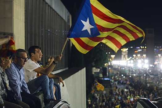 Сотни человек пострадали в беспорядках в Каталонии