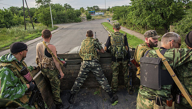 Дороги в Донецк перекрыли из-за боевых действий