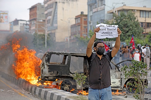 Премьер Непала подал в отставку на фоне массовых  выступлений молодежи