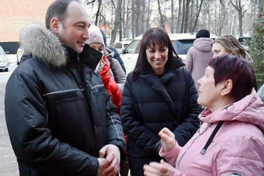 Глава Ступино Сергей Мужальских обсудил с жителями благоустройство дворовой территории