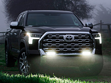 Нужны ли они в России? Внедорожные Toyota из-за океана