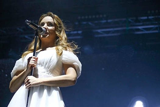 Концерт МакSим в день траура вызвал критику общественников Челябинской области