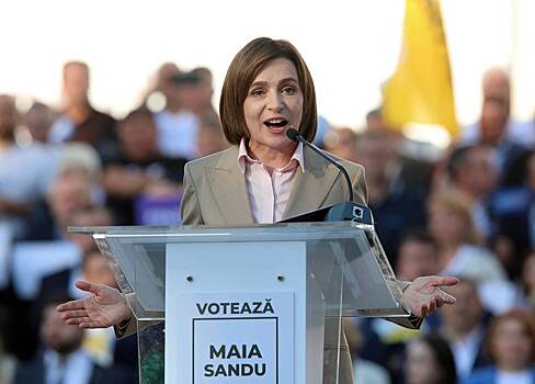 В Италии журналистку выгнали со встречи с Санду за русский язык