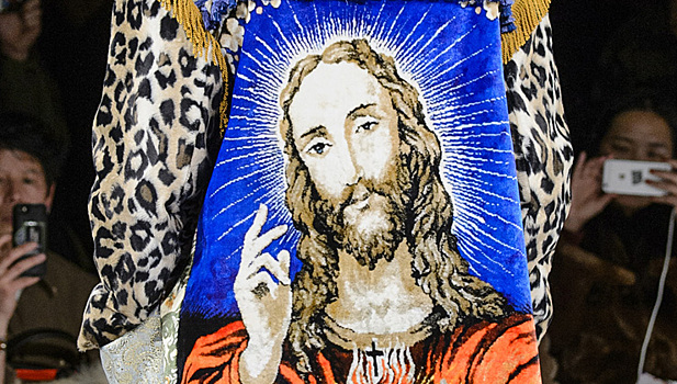 Иисус Христос — суперзвезда: принты-иконы в стиле поп-арт на шоу Jeremy Scott