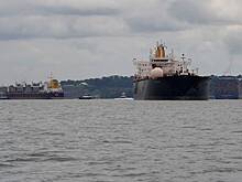 Танкеры с сжиженным газом из США начали массово менять курс