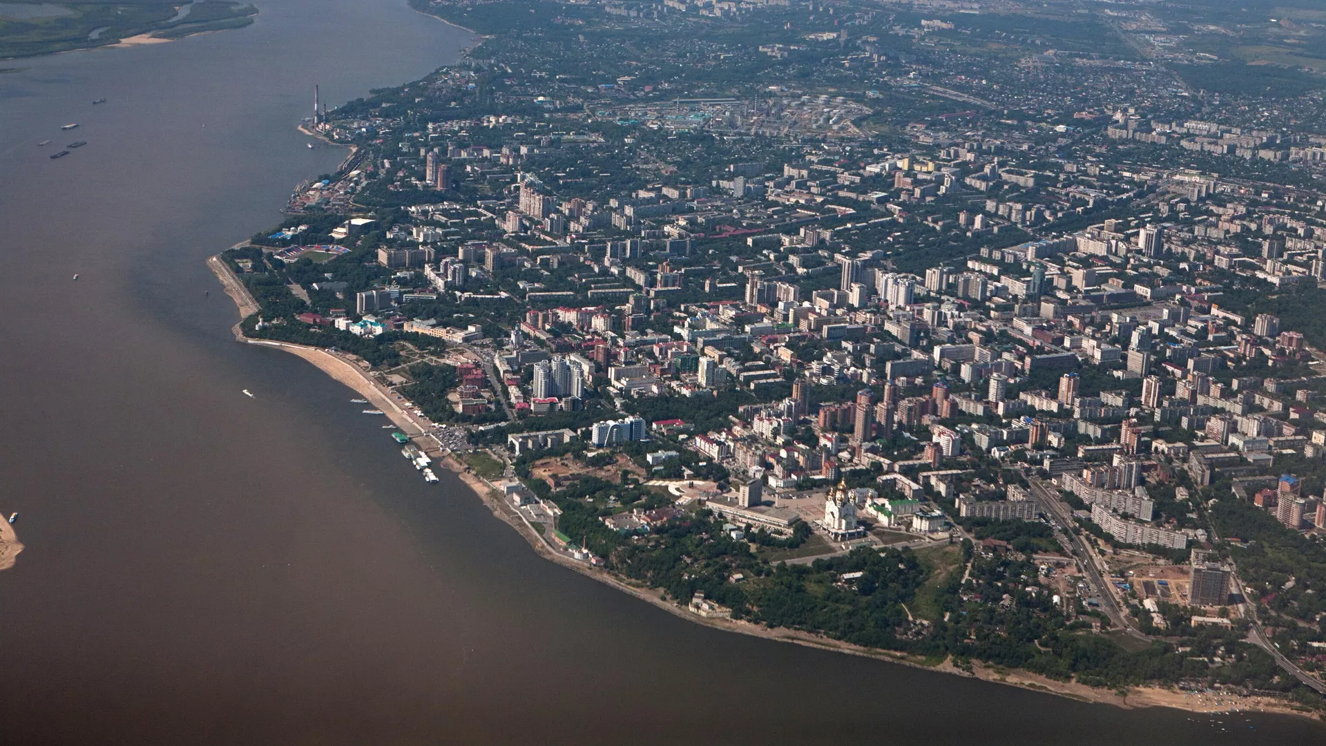 Режим ЧС после сильного ливня ввели в Хабаровске