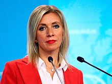 Захарова: США протянули руку России ради нефти