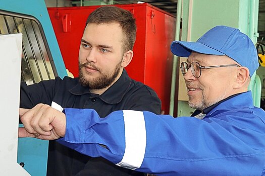 На кировский «Маяк» возвращаются трудовые бригады