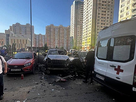 Взрыв автомобиля военного офицера в Москве попал на видео