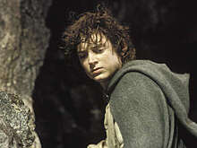 Актер Элайджа Вуд появился на чужой свадьбе на съемочной площадке "Хоббита"