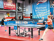 Внимание к столу: самарские команды участвуют в чемпионате Федерации настольного тенниса