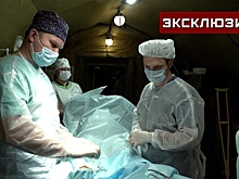 Врачи медбатальона показали, как в полевых условиях работают с ранеными с передовой