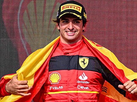 Гонщик Ferrari Сайнс стал первым на Гран-при Мексики "Формулы-1"