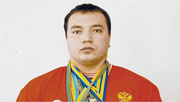 Хабаровск простился с убитым чемпионом по пауэрлифтингу