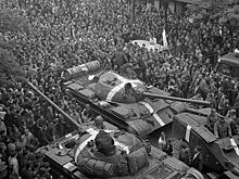 Что бы произошло, если бы Брежнев не ввёл войска в Чехословакию в 1968 году