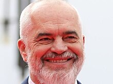 Премьер европейской страны слушал выступление Зеленского, схватившись за голову