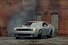 Dodge посвятил ролик для Super Bowl SRT-моделям и Mercedes-Benz