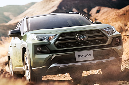 Toyota вернула в Японию RAV4