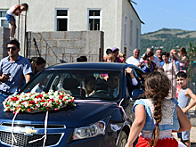В Ингушетии запретили длинные свадебные кортежи