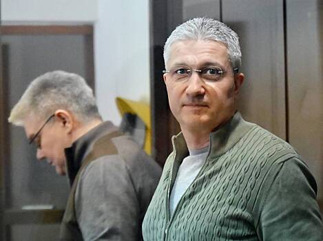 Экс-замглавы Минобороны Иванова обвинили еще в одной взятке на 152 миллиона