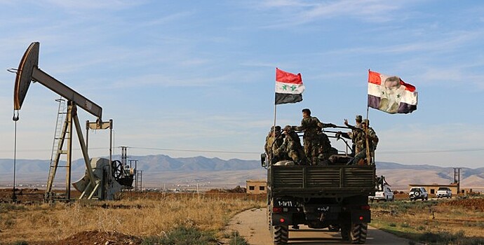 СМИ: армия Сирии размещается на границе с Турцией восточнее города Камышлы