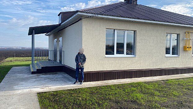 Курские сотрудники УФСИН помогли осужденному-сироте получить социальное жилье