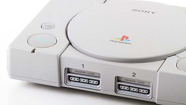 Инженер создал первую в истории кастомную материнскую плату для PlayStation 1