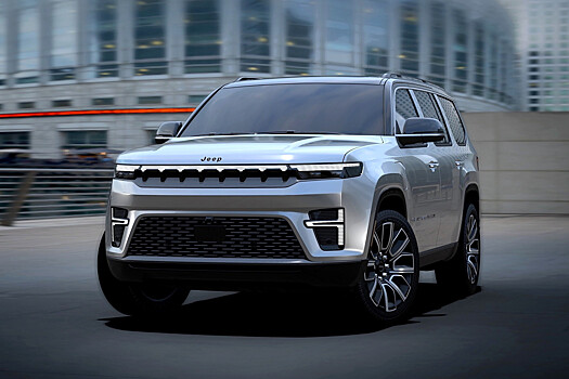 Обновленный Jeep Grand Wagoneer готовится к премьере