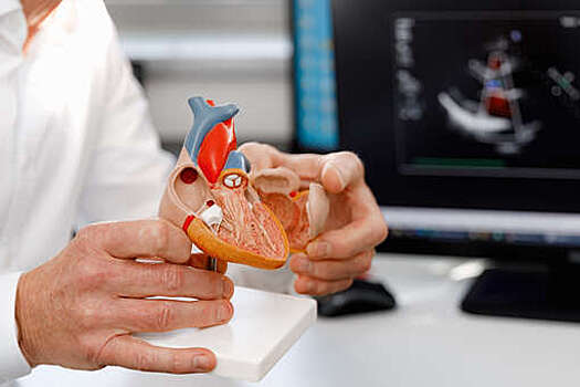 Circulation: ситемное воспаление при COVID-19 косвенно повреждает сердце