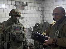 Новосибирские общественники доставили на Донбасс 2 автомобиля и квадрокоптер