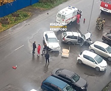 Молодой водитель и женщина пострадали в ДТП в Кемерове