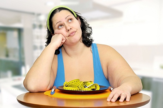 Врачи предупреждают: ожирение повышает риск развития деменции