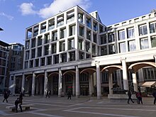 Бумаги российских компаний дорожают на торгах в Лондоне