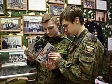 Книгу писателя-фронтовика представили в школе Некрасовки