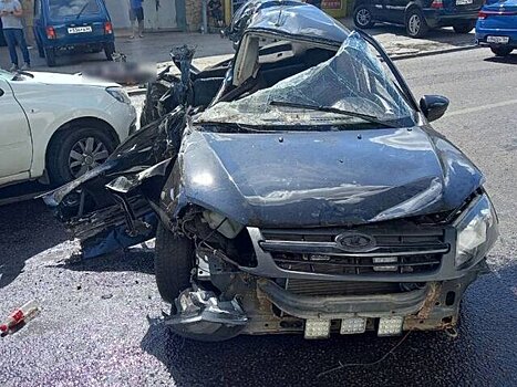 ТАСС: сын губернатора Бусаргина погиб в ДТП в Саратове