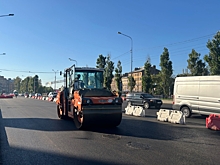 На набережной Обводного канала приступили к укладке асфальта