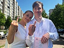 Нападающий ХК «Торпедо» Василий Атанасов женился