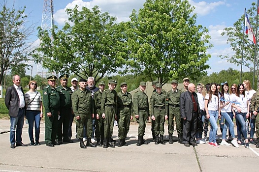 Школьники и кадеты Арбата познакомились с бытом военнослужащих