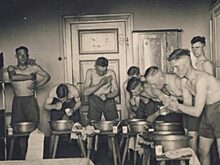 Какие фотографии носили с собой немецкие оккупанты