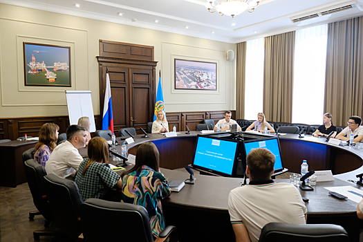 В Думе Астраханской области прошла стратегическая сессия, посвященная молодежному предпринимательству