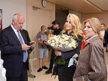 Факультет искусств МГУ им. М.В. Ломоносова поздравил Евгению Васильеву (EVA) с её новым арт-проектом в Уфе