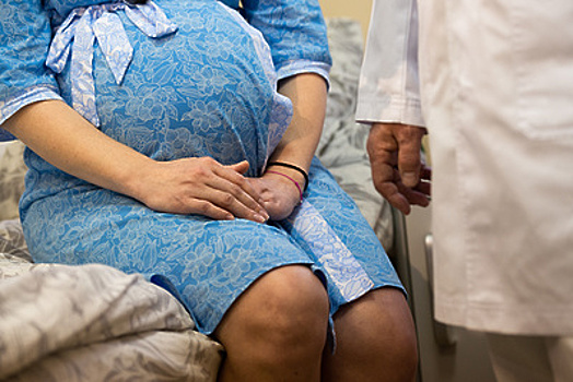 Подмосковные врачи спасли беременную с 75% поражением легких